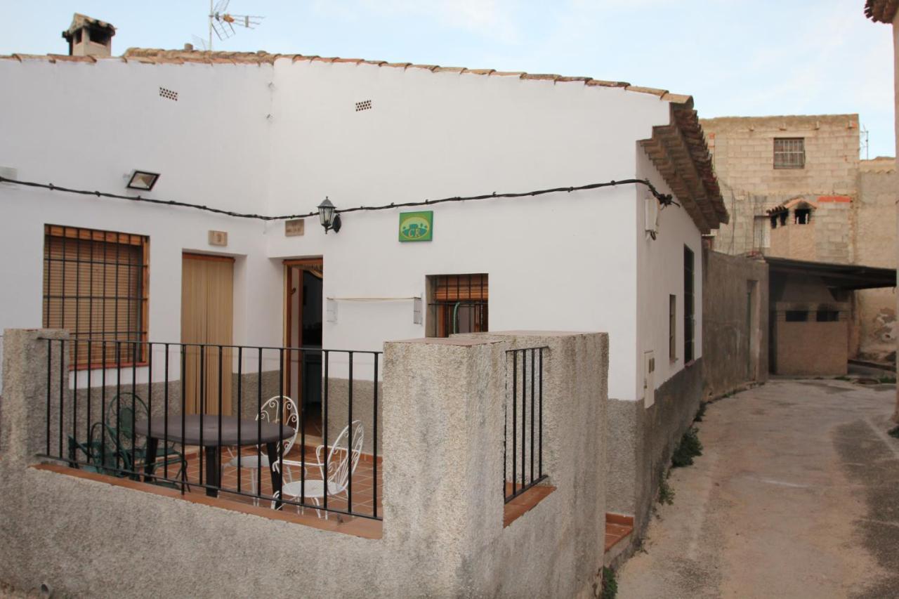 Casa Rural Manuel Y Dolores 莱图尔 外观 照片